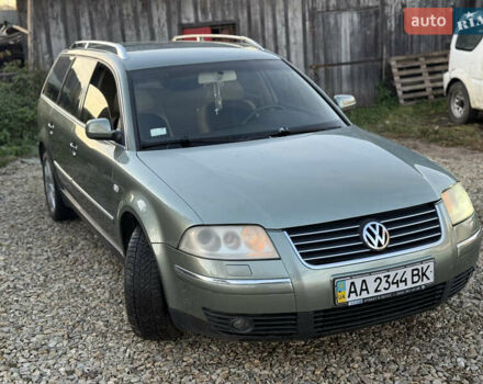 Зелений Фольксваген Пассат, об'ємом двигуна 2.77 л та пробігом 176 тис. км за 3850 $, фото 3 на Automoto.ua