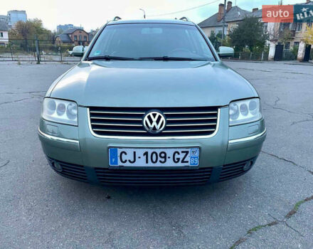 Зеленый Фольксваген Пассат, объемом двигателя 1.78 л и пробегом 191 тыс. км за 5950 $, фото 2 на Automoto.ua