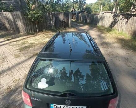 Зеленый Фольксваген Пассат, объемом двигателя 1.6 л и пробегом 400 тыс. км за 3700 $, фото 9 на Automoto.ua