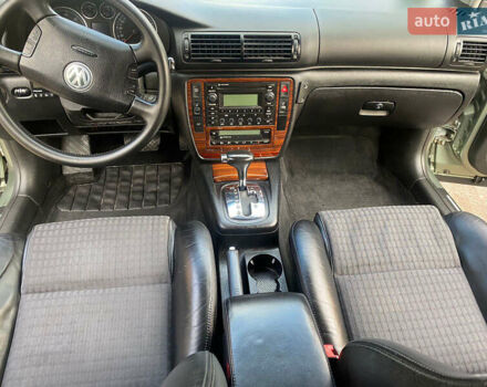 Зеленый Фольксваген Пассат, объемом двигателя 1.78 л и пробегом 191 тыс. км за 5950 $, фото 43 на Automoto.ua