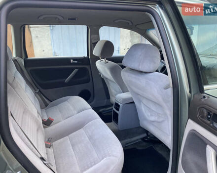 Зелений Фольксваген Пассат, об'ємом двигуна 1.9 л та пробігом 360 тис. км за 4000 $, фото 19 на Automoto.ua