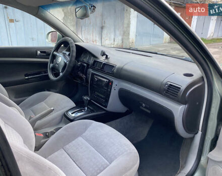 Зелений Фольксваген Пассат, об'ємом двигуна 1.9 л та пробігом 360 тис. км за 4000 $, фото 17 на Automoto.ua