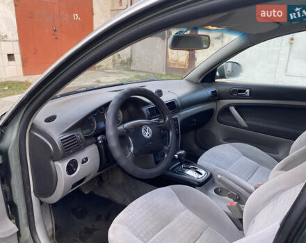 Зелений Фольксваген Пассат, об'ємом двигуна 1.9 л та пробігом 360 тис. км за 4000 $, фото 21 на Automoto.ua