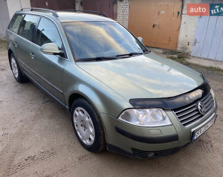 Зелений Фольксваген Пассат, об'ємом двигуна 1.9 л та пробігом 360 тис. км за 4000 $, фото 4 на Automoto.ua