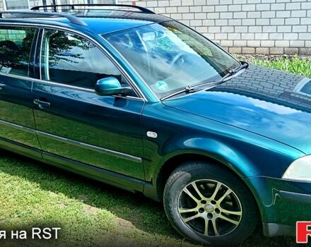 Зеленый Фольксваген Пассат, объемом двигателя 1.6 л и пробегом 338 тыс. км за 4850 $, фото 3 на Automoto.ua