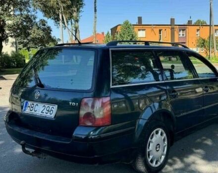 Зеленый Фольксваген Пассат, объемом двигателя 1.9 л и пробегом 273 тыс. км за 1400 $, фото 3 на Automoto.ua