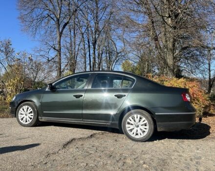 Зеленый Фольксваген Пассат, объемом двигателя 2 л и пробегом 275 тыс. км за 6500 $, фото 1 на Automoto.ua