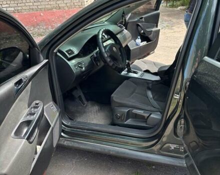 Зеленый Фольксваген Пассат, объемом двигателя 2 л и пробегом 235 тыс. км за 6000 $, фото 5 на Automoto.ua