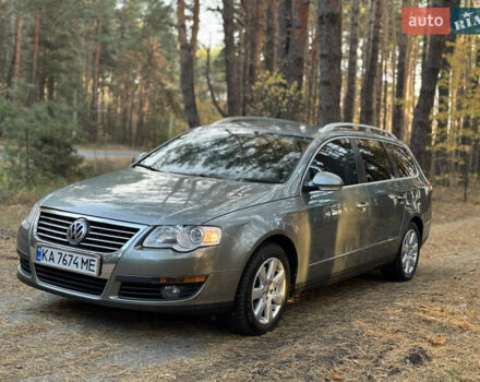 Зеленый Фольксваген Пассат, объемом двигателя 2 л и пробегом 211 тыс. км за 7500 $, фото 11 на Automoto.ua