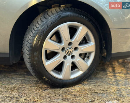 Зеленый Фольксваген Пассат, объемом двигателя 2 л и пробегом 211 тыс. км за 7500 $, фото 59 на Automoto.ua