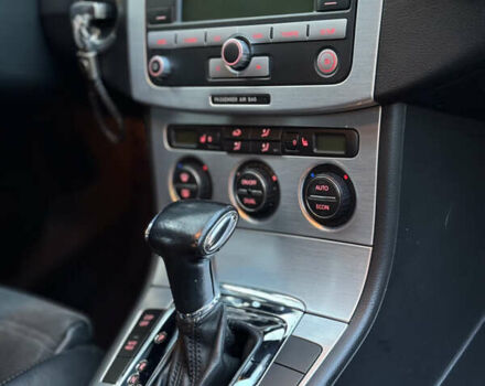 Зеленый Фольксваген Пассат, объемом двигателя 2 л и пробегом 211 тыс. км за 7500 $, фото 19 на Automoto.ua