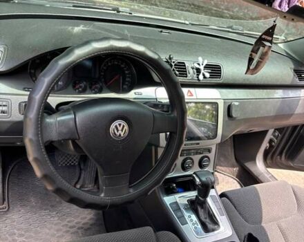 Зеленый Фольксваген Пассат, объемом двигателя 2 л и пробегом 235 тыс. км за 6000 $, фото 4 на Automoto.ua