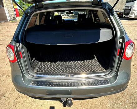 Зелений Фольксваген Пассат, об'ємом двигуна 2 л та пробігом 395 тис. км за 4700 $, фото 4 на Automoto.ua