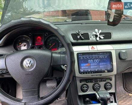 Зеленый Фольксваген Пассат, объемом двигателя 2 л и пробегом 235 тыс. км за 6000 $, фото 10 на Automoto.ua