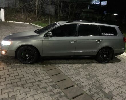 Зеленый Фольксваген Пассат, объемом двигателя 1.9 л и пробегом 320 тыс. км за 9000 $, фото 2 на Automoto.ua