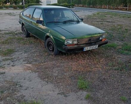 Зеленый Фольксваген Пассат, объемом двигателя 1.8 л и пробегом 370 тыс. км за 1200 $, фото 1 на Automoto.ua