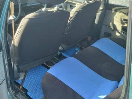 Зеленый Фольксваген Пассат, объемом двигателя 1.6 л и пробегом 270 тыс. км за 650 $, фото 1 на Automoto.ua