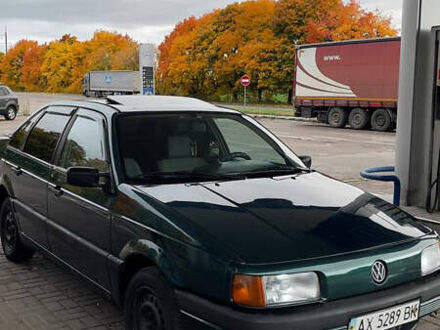 Фольксваген Пассат 1988 в Городне на Automoto.ua Зеленый Фольксваген Пассат, объемом двигателя 1.8 л и пробегом 410 тыс. км за 2050 $, фото 1 на Automoto.ua