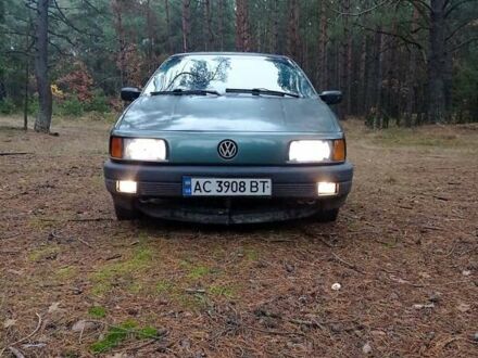 Зеленый Фольксваген Пассат, объемом двигателя 1.8 л и пробегом 467 тыс. км за 1650 $, фото 1 на Automoto.ua