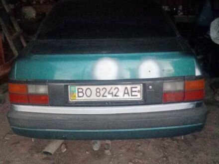 Фольксваген Пассат 1989 у Залещиках на Automoto.ua Зелений Фольксваген Пассат, об'ємом двигуна 1.78 л та пробігом 300 тис. км за 1900 $, фото 1 на Automoto.ua