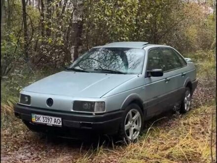 Зеленый Фольксваген Пассат, объемом двигателя 0 л и пробегом 300 тыс. км за 1300 $, фото 1 на Automoto.ua