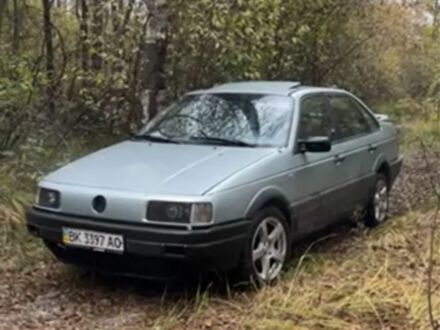 Зеленый Фольксваген Пассат, объемом двигателя 0 л и пробегом 300 тыс. км за 1400 $, фото 1 на Automoto.ua