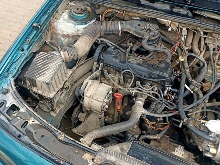 Фольксваген Пассат 1991 у Жашкове на Automoto.ua Зелений Фольксваген Пассат, об'ємом двигуна 1.8 л та пробігом 495 тис. км за 1600 $, фото 1 на Automoto.ua