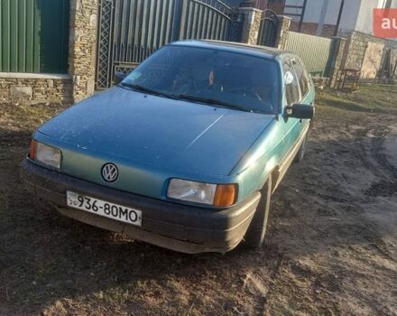 Зеленый Фольксваген Пассат, объемом двигателя 0 л и пробегом 200 тыс. км за 950 $, фото 1 на Automoto.ua