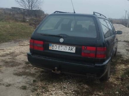 Зеленый Фольксваген Пассат, объемом двигателя 0 л и пробегом 257 тыс. км за 1400 $, фото 1 на Automoto.ua