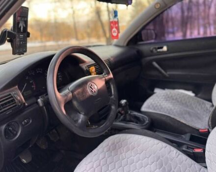 Зелений Фольксваген Пассат, об'ємом двигуна 1.6 л та пробігом 3 тис. км за 2200 $, фото 1 на Automoto.ua