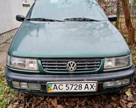 Зелений Фольксваген Пассат, об'ємом двигуна 2 л та пробігом 420 тис. км за 2350 $, фото 1 на Automoto.ua