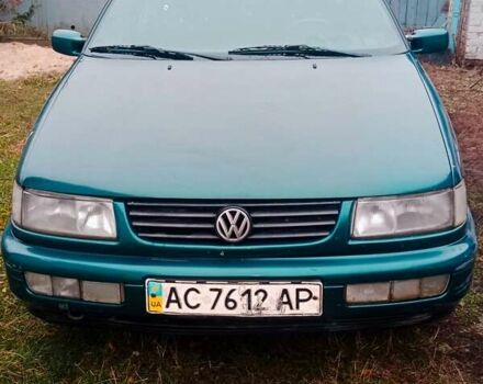 Зеленый Фольксваген Пассат, объемом двигателя 2 л и пробегом 380 тыс. км за 1500 $, фото 1 на Automoto.ua