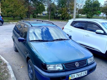 Зелений Фольксваген Пассат, об'ємом двигуна 1.8 л та пробігом 370 тис. км за 1600 $, фото 1 на Automoto.ua