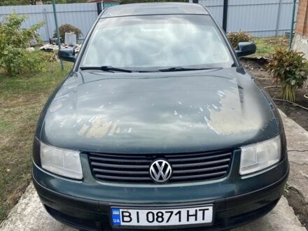 Зелений Фольксваген Пассат, об'ємом двигуна 1.8 л та пробігом 430 тис. км за 3800 $, фото 1 на Automoto.ua