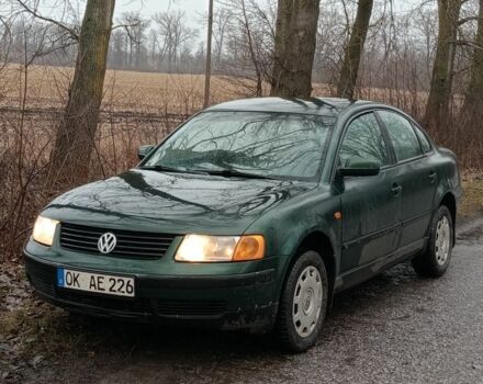 Зеленый Фольксваген Пассат, объемом двигателя 0 л и пробегом 600 тыс. км за 1100 $, фото 1 на Automoto.ua