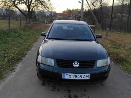 Фольксваген Пассат 1997 у Верховине на Automoto.ua Зелений Фольксваген Пассат, об'ємом двигуна 1.9 л та пробігом 359 тис. км за 2000 $, фото 1 на Automoto.ua