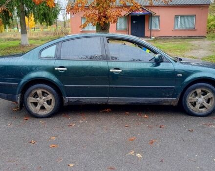 Зелений Фольксваген Пассат, об'ємом двигуна 1.8 л та пробігом 0 тис. км за 3000 $, фото 1 на Automoto.ua