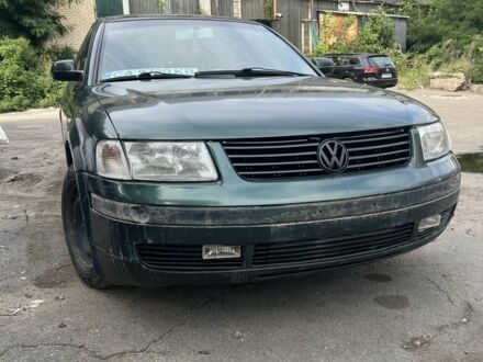 Зелений Фольксваген Пассат, об'ємом двигуна 1.9 л та пробігом 488 тис. км за 4200 $, фото 1 на Automoto.ua