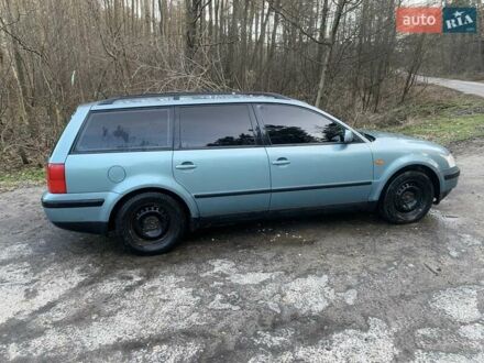 Зелений Фольксваген Пассат, об'ємом двигуна 1.9 л та пробігом 300 тис. км за 3800 $, фото 1 на Automoto.ua