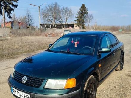 Фольксваген Пассат 1997 в Радивилове на Automoto.ua Зеленый Фольксваген Пассат, объемом двигателя 1.9 л и пробегом 340 тыс. км за 2600 $, фото 1 на Automoto.ua
