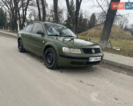 Зелений Фольксваген Пассат, об'ємом двигуна 1.9 л та пробігом 323 тис. км за 2700 $, фото 1 на Automoto.ua