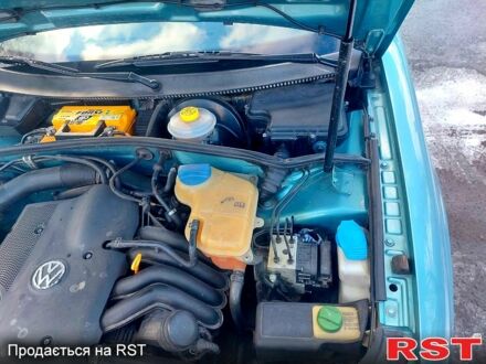 Фольксваген Пассат 1998 у Кропивницькому (Кіровограді) на Automoto.ua Зелений Фольксваген Пассат, об'ємом двигуна 1.6 л та пробігом 240 тис. км за 3500 $, фото 1 на Automoto.ua