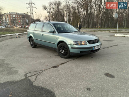 Зеленый Фольксваген Пассат, объемом двигателя 1.78 л и пробегом 224 тыс. км за 4200 $, фото 1 на Automoto.ua