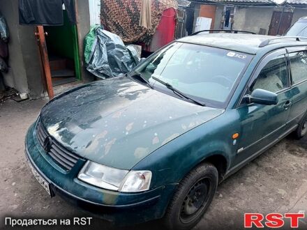 Фольксваген Пассат 1998 в Доброполье на Automoto.ua Зеленый Фольксваген Пассат, объемом двигателя 19 л и пробегом 420 тыс. км за 1499 $, фото 1 на Automoto.ua