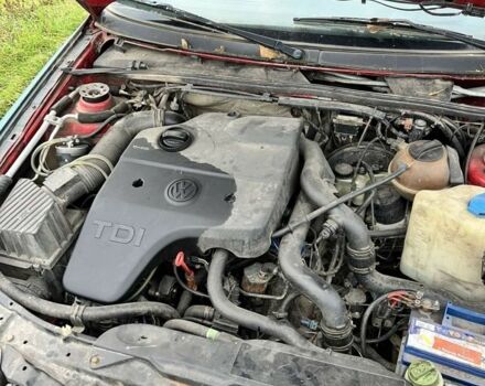 Зеленый Фольксваген Пассат, объемом двигателя 1.9 л и пробегом 400 тыс. км за 950 $, фото 1 на Automoto.ua