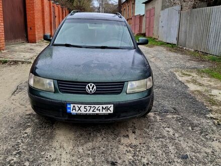 Фольксваген Пассат 1998 в Харькове на Automoto.ua Зеленый Фольксваген Пассат, объемом двигателя 1.8 л и пробегом 0 тыс. км за 3100 $, фото 1 на Automoto.ua