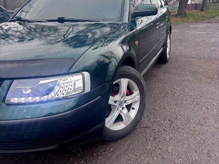 Зелений Фольксваген Пассат, об'ємом двигуна 1.9 л та пробігом 302 тис. км за 3650 $, фото 1 на Automoto.ua