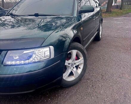 Зелений Фольксваген Пассат, об'ємом двигуна 1.9 л та пробігом 302 тис. км за 3650 $, фото 1 на Automoto.ua