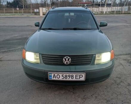 Зеленый Фольксваген Пассат, объемом двигателя 1.9 л и пробегом 475 тыс. км за 4000 $, фото 1 на Automoto.ua