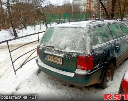 Зеленый Фольксваген Пассат, объемом двигателя 1.9 л и пробегом 480 тыс. км за 2200 $, фото 1 на Automoto.ua